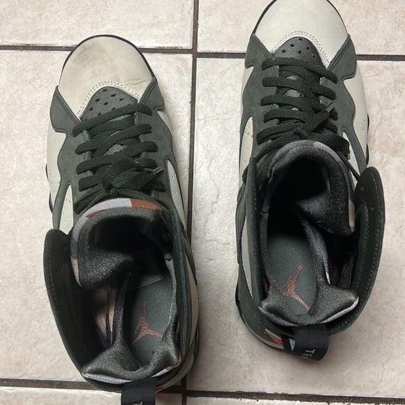 Jordan x Patta 7s - Picture 5 of 5